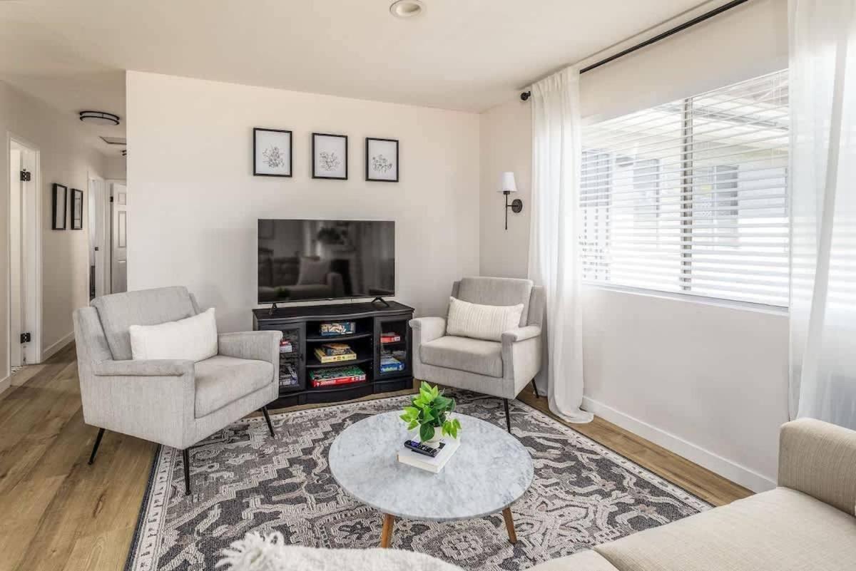 Holiday home Clairemont Paradise Getaway *